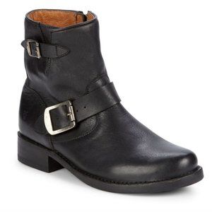 BRAND NEW Frye Vicky Leather Booties